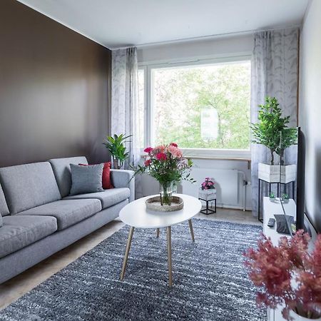 Family Home Vanamo ロヴァニエミ エクステリア 写真