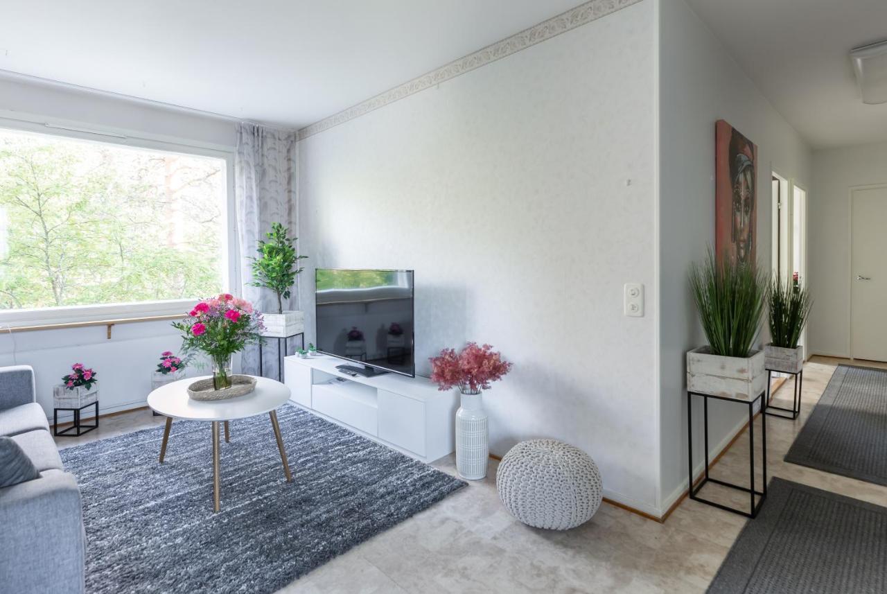 Family Home Vanamo ロヴァニエミ エクステリア 写真